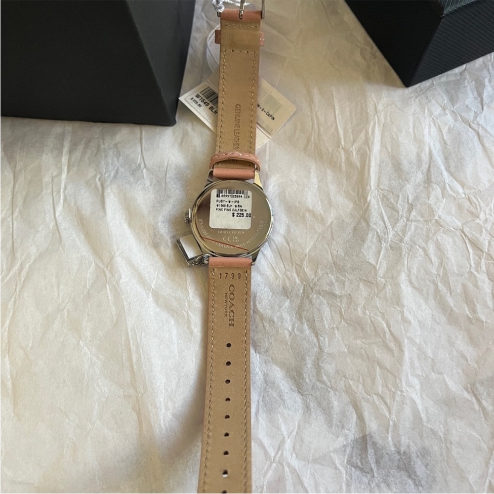 Coach Women's Watch Quartz Analog Leather Pink W1549 NWT - Picture 6 of 9
